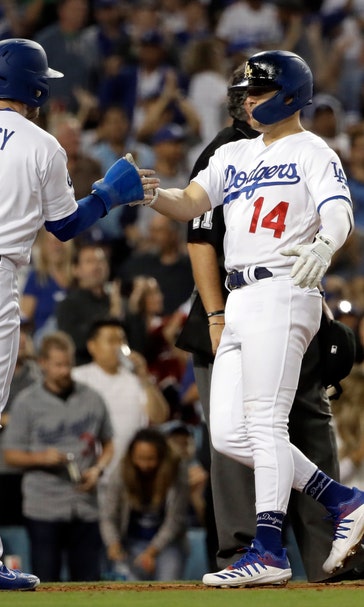 Dodgers beat D-backs 5-4 on 5 straight walks in 9th